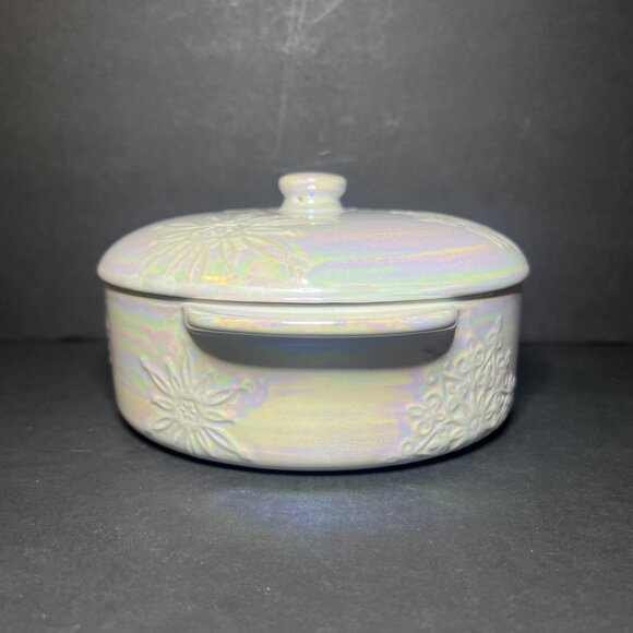 Ciroa Iridescent Stoneware Ceramic Raised Floral Pattern Casserole Dish w/ Lid - Picture 3 of 9